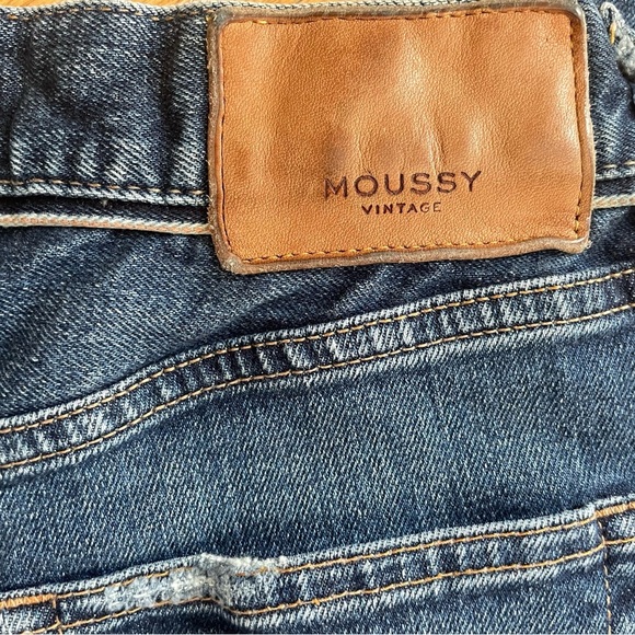 Moussy Vintage Rhode High Waist Crop Flare Jeans in Size 29 - Picture 8 of 10